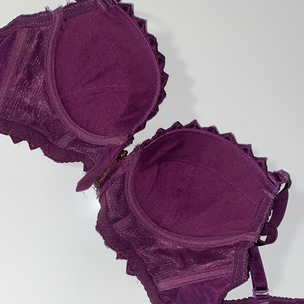 Adorable lingerie - push up bra with zipper & removable straps - Picture 3 of 7